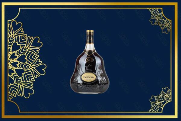 东兴区烟酒回收轩尼诗洋酒